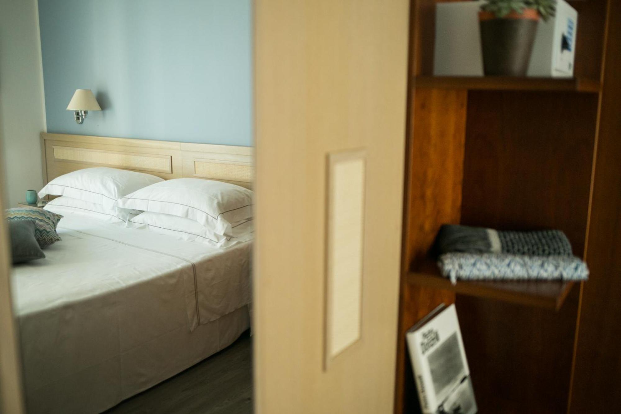 Hotel Arc En Ciel ディアーノ・マリーナ エクステリア 写真
